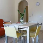 Hébergement de vacances Civico33 *