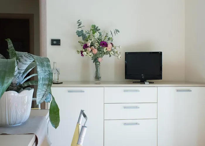 度假居 Civico33 罗卡伊恩佩里亚莱